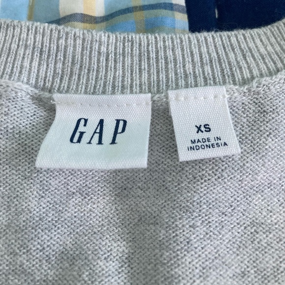 Gap Grey Button Up Knit Cardigan Sweater - Picture 2 of 5